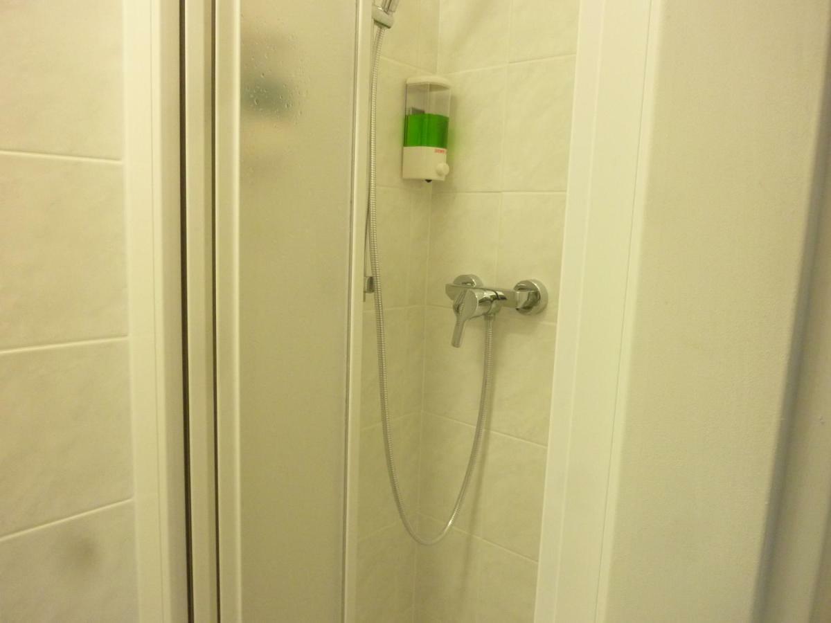 Apartman Van Ng Prague Extérieur photo